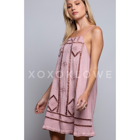 POL Pink Embroidered Cutwork Sleeveless Dress - Picture 5 of 12